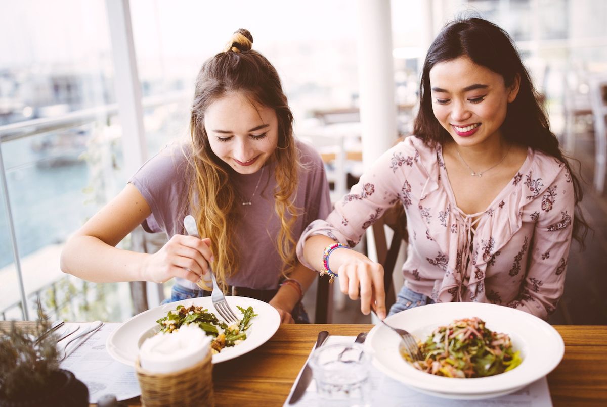 Kako usporeno jedenje pomaže u regulaciji unosa hrane